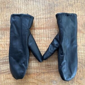 Black Leather Mittens